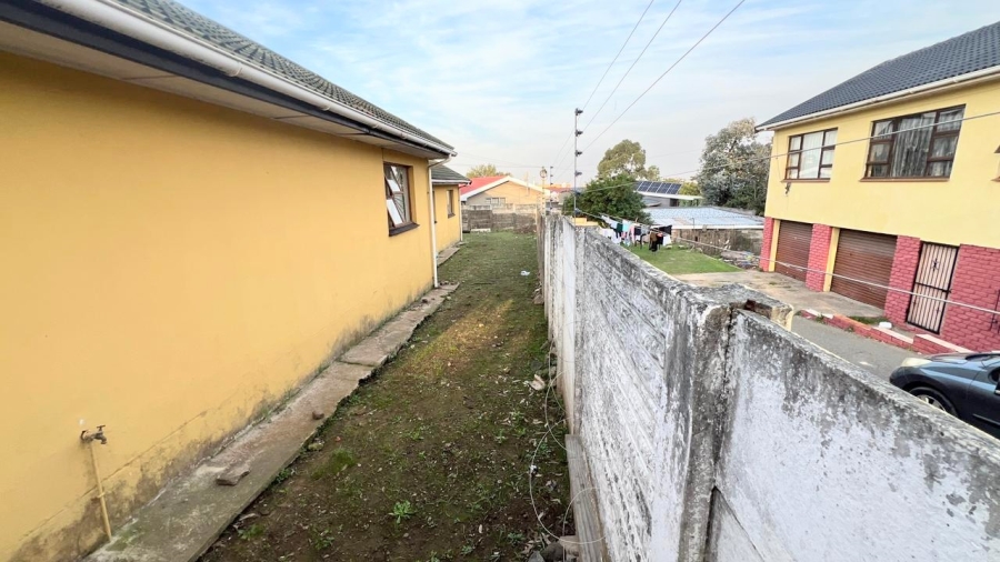 3 Bedroom Property for Sale in Braelyn Eastern Cape